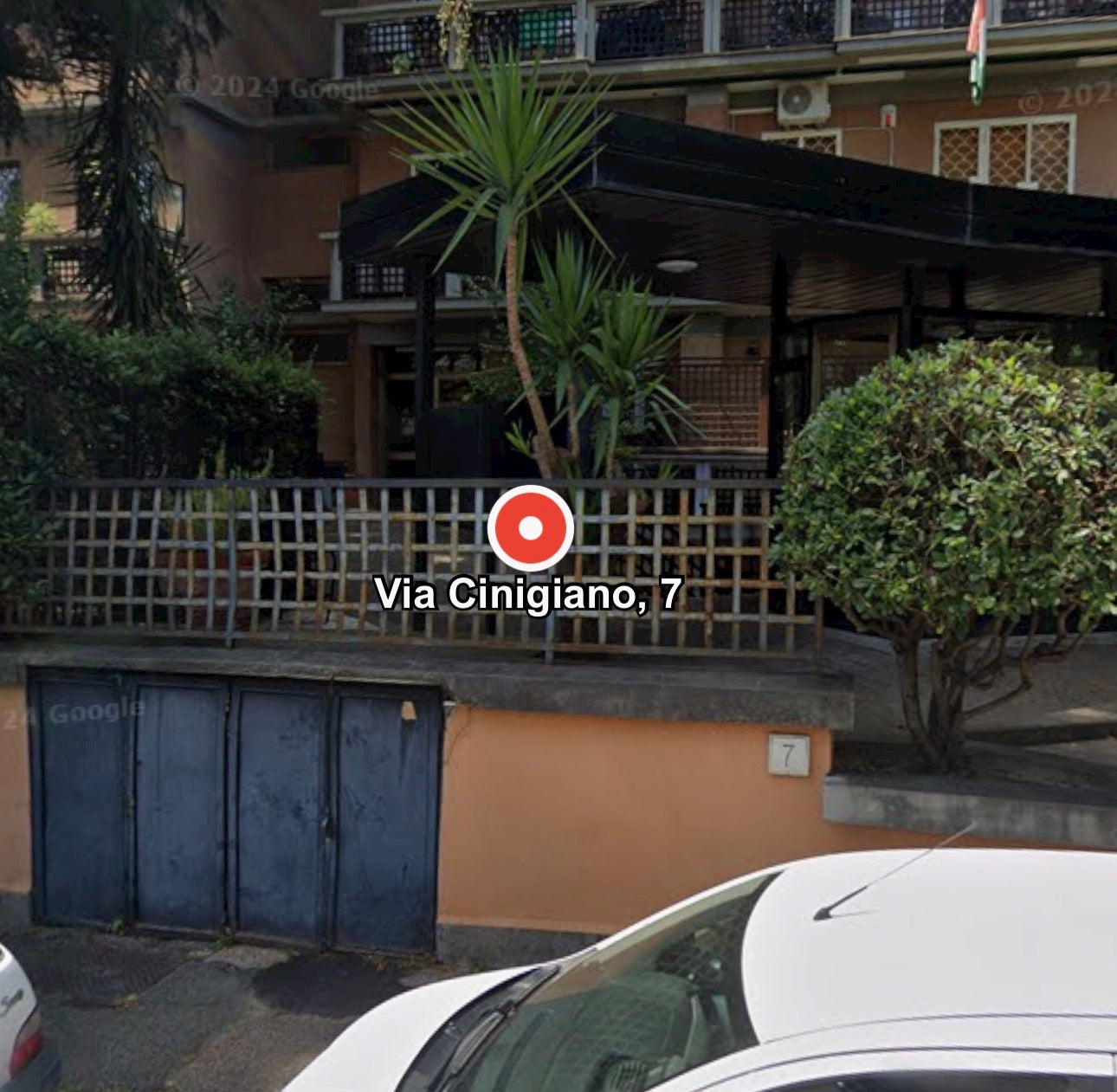 Via Cinigiano 7